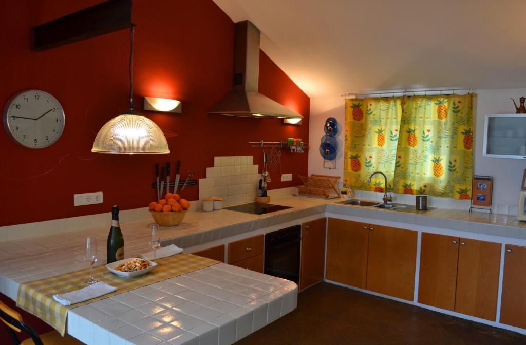 מונטקורטו Villa La Roca - A Fusion Of Modern And Typical Andalucian Architecture חדר תמונה